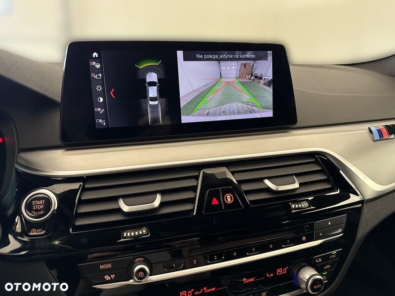BMW Seria 5 530i GPF xDrive M Sport sport - 16