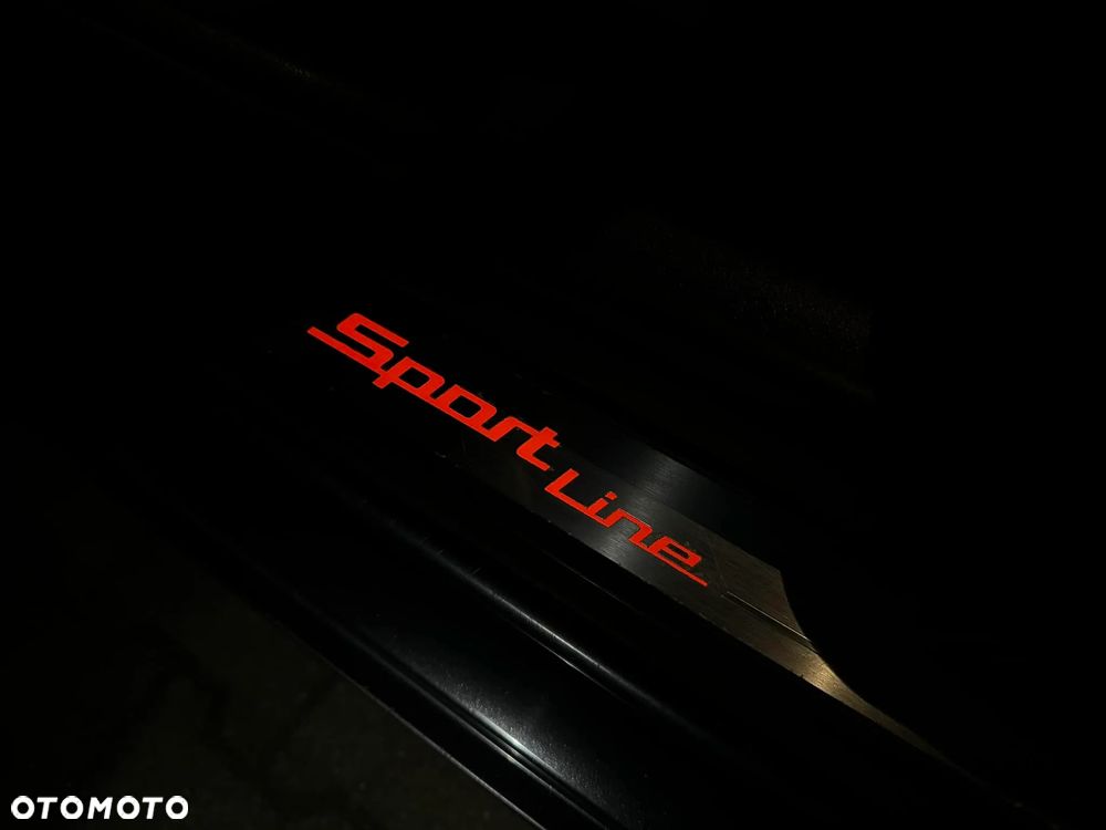 BMW Seria 5 520d Sport Line - 23