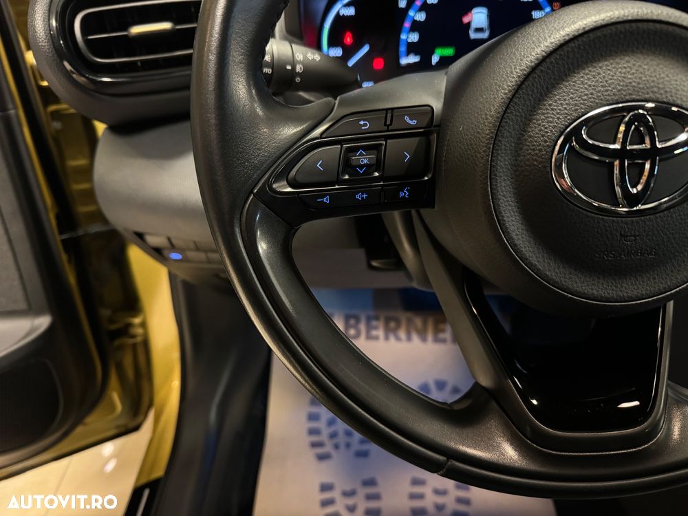 Toyota Yaris Cross Hybrid 130 1.5 VVT-i Style Plus - 22