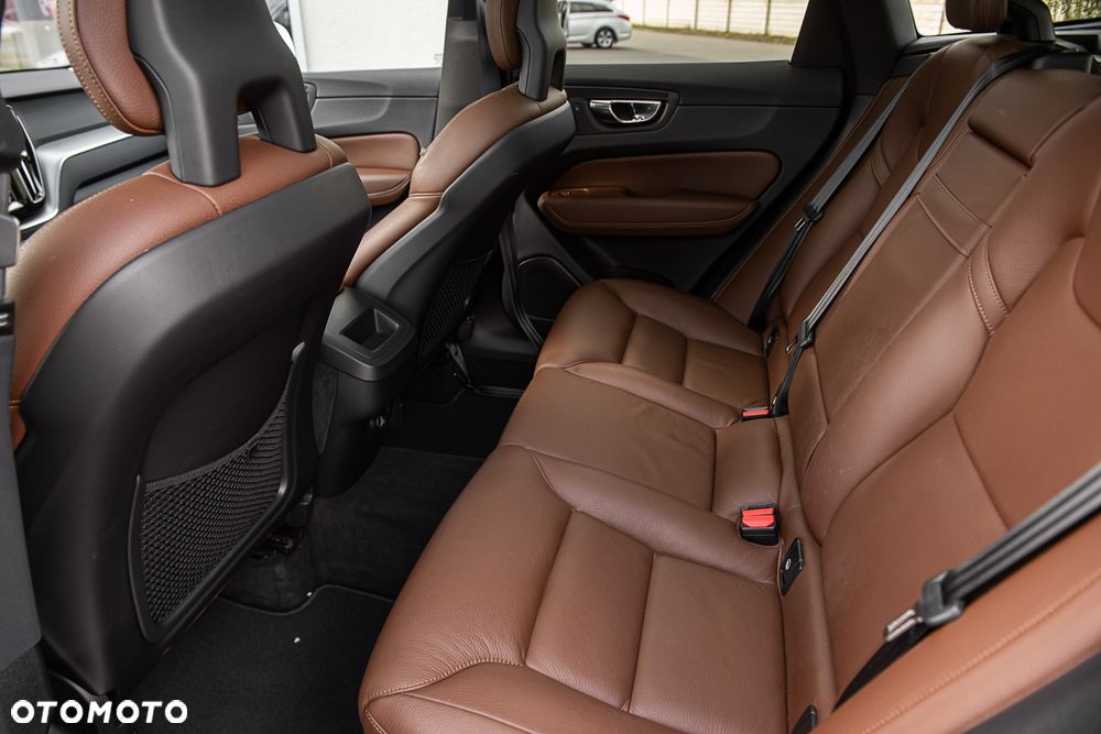 Volvo XC 60 - 28