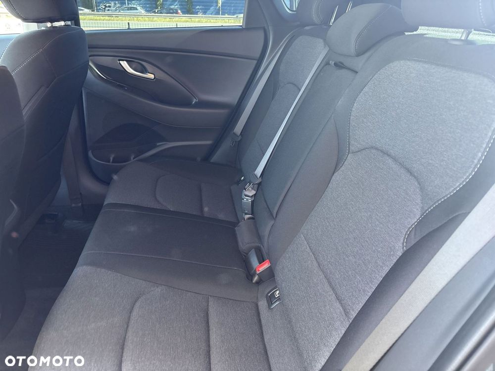 Hyundai i30 - 16