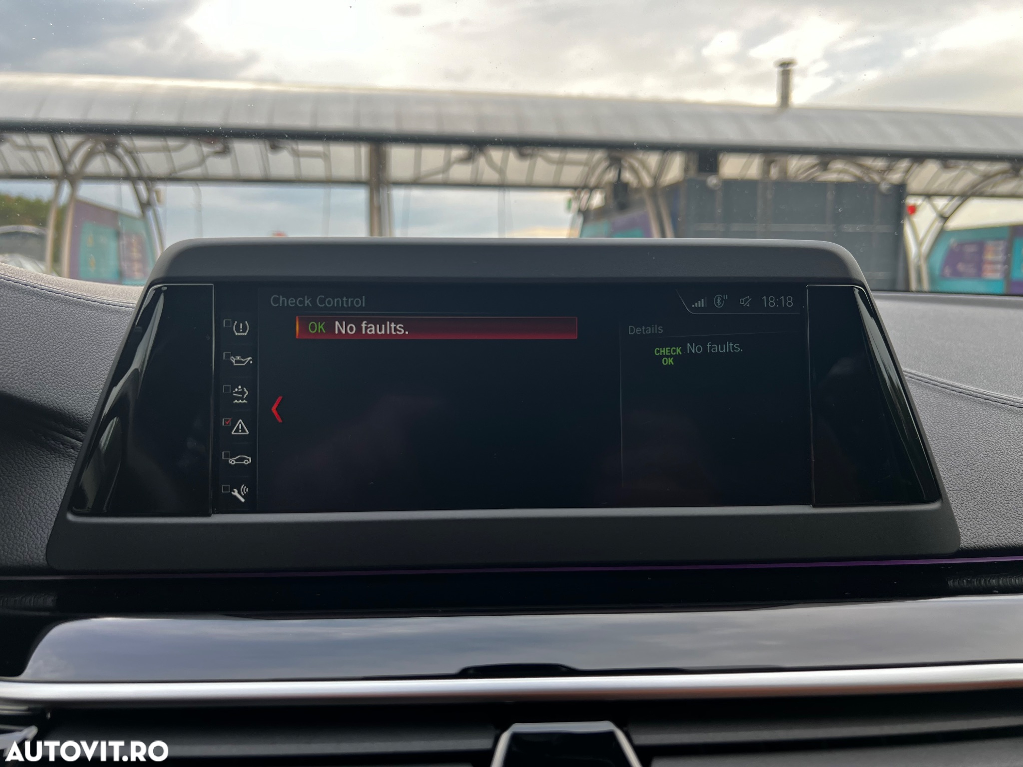 BMW Seria 5 520d AT - 28