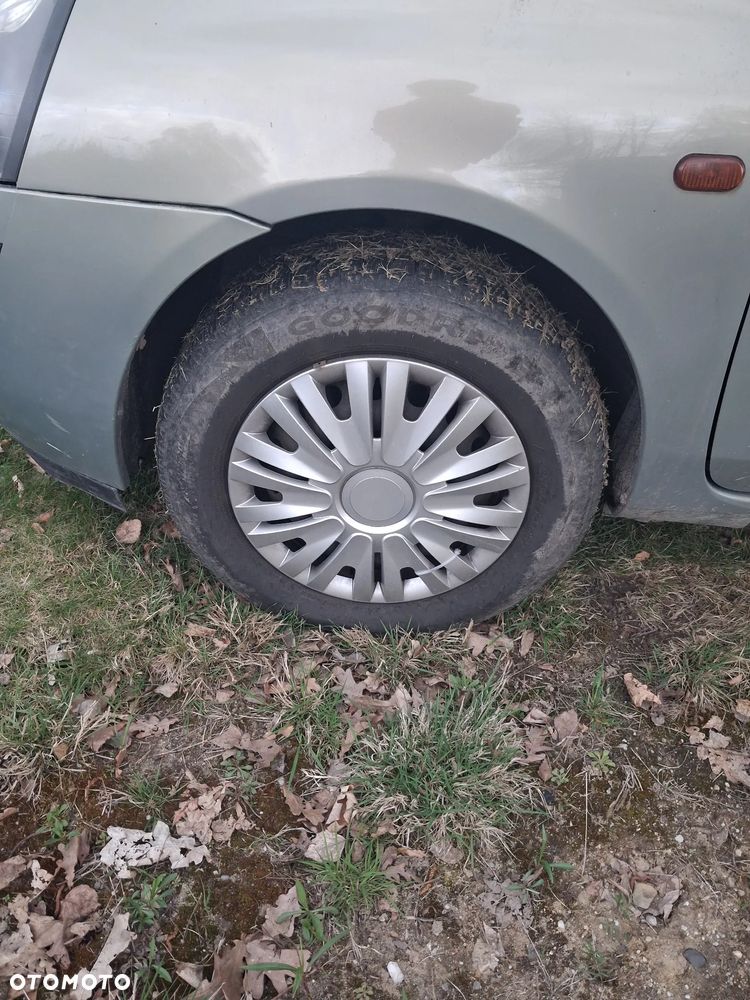 Renault Clio 1.2 Authentique - 10
