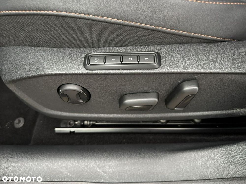 Cupra Formentor 1.5 eTSI DSG - 30