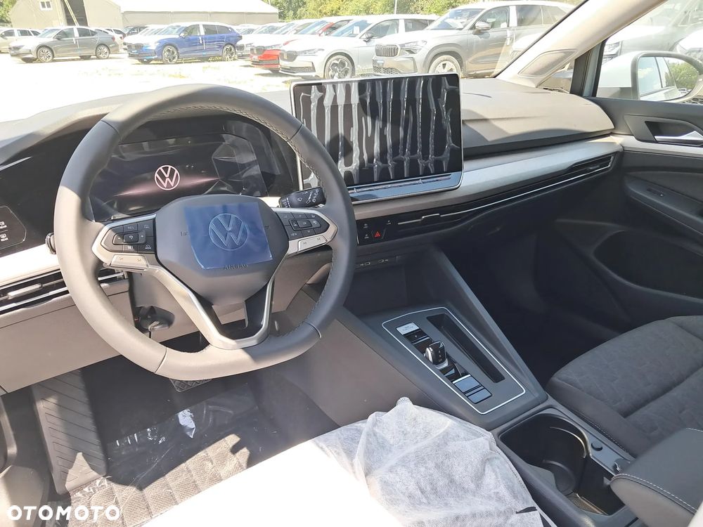 Volkswagen Golf VIII 1.5 eTSI EVO Life DSG - 10