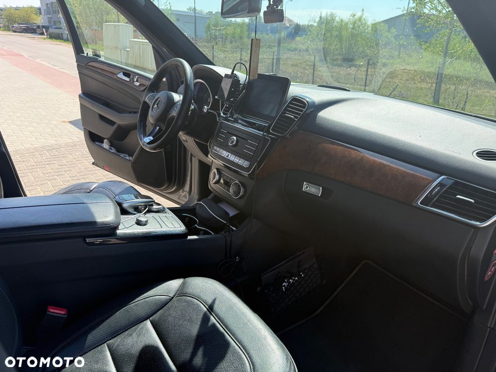 Mercedes-Benz GLE 350 d 4-Matic - 10