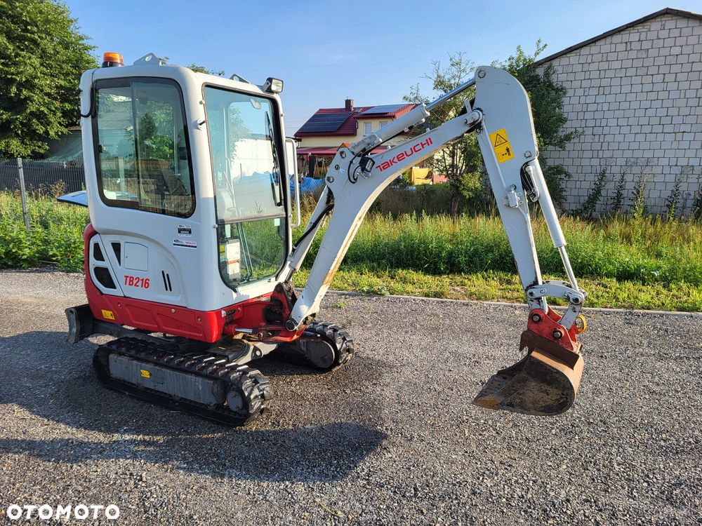 Takeuchi TB216 V0 - 3