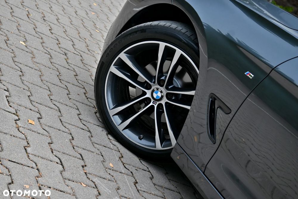 BMW 3GT 320d Sport-Aut Sport Line - 22