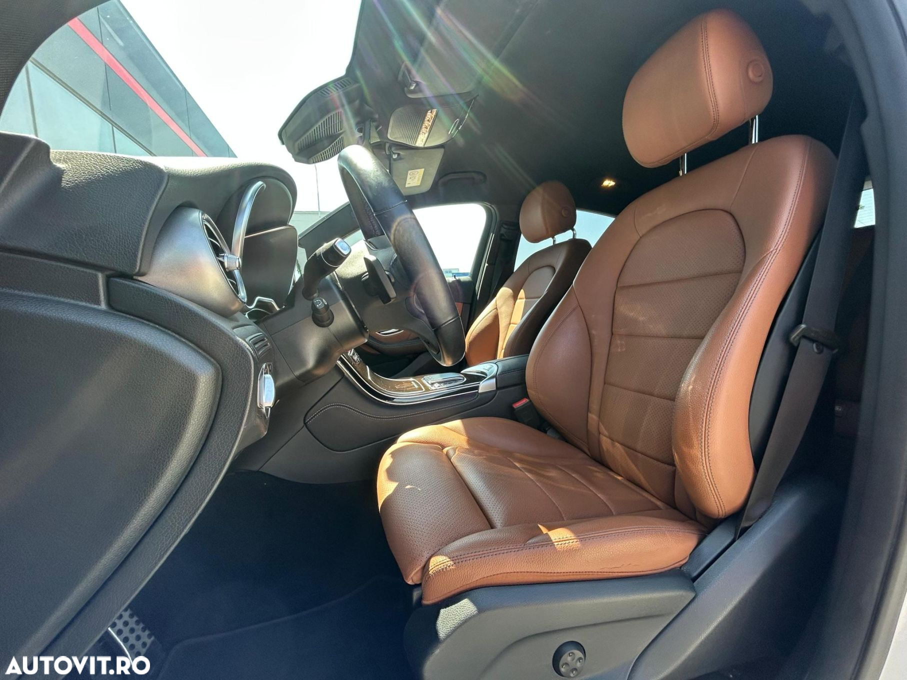 Mercedes-Benz GLC Coupe 300 e 4Matic 9G-TRONIC AMG Line - 13
