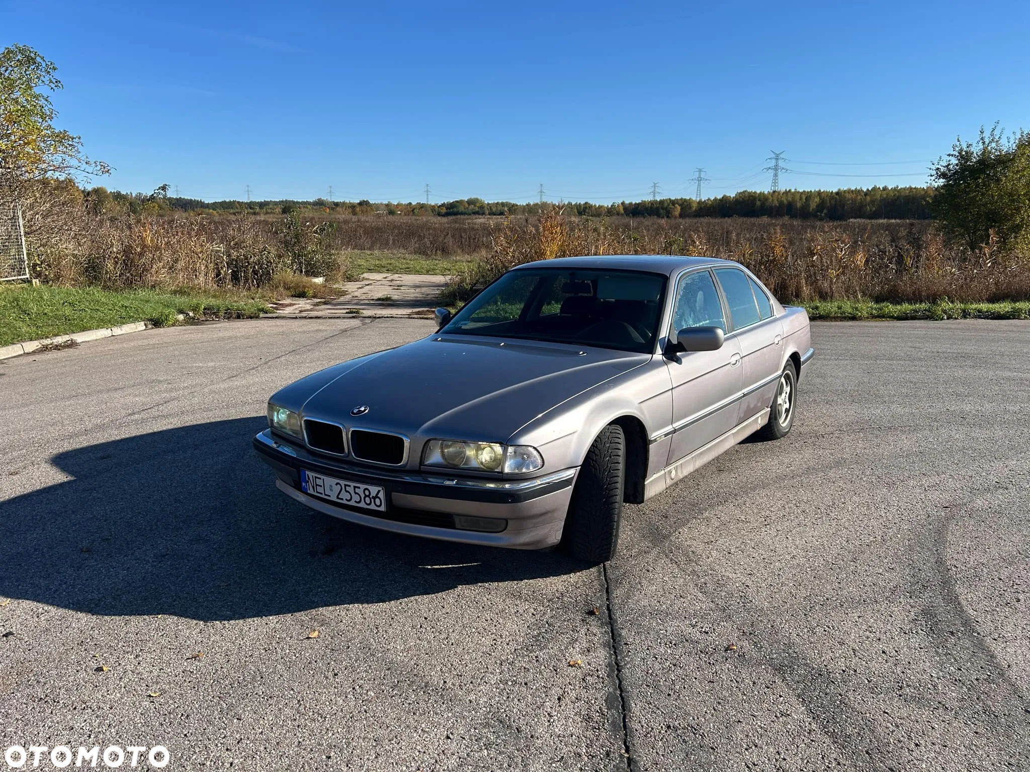 BMW Seria 7 740i V8 - 2