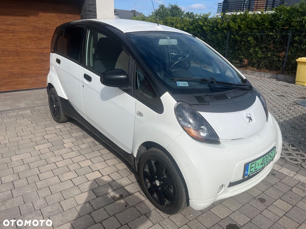 Peugeot iOn Active - 4