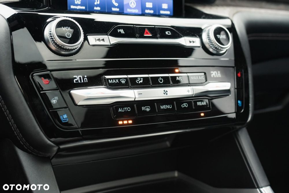 Ford Explorer - 27