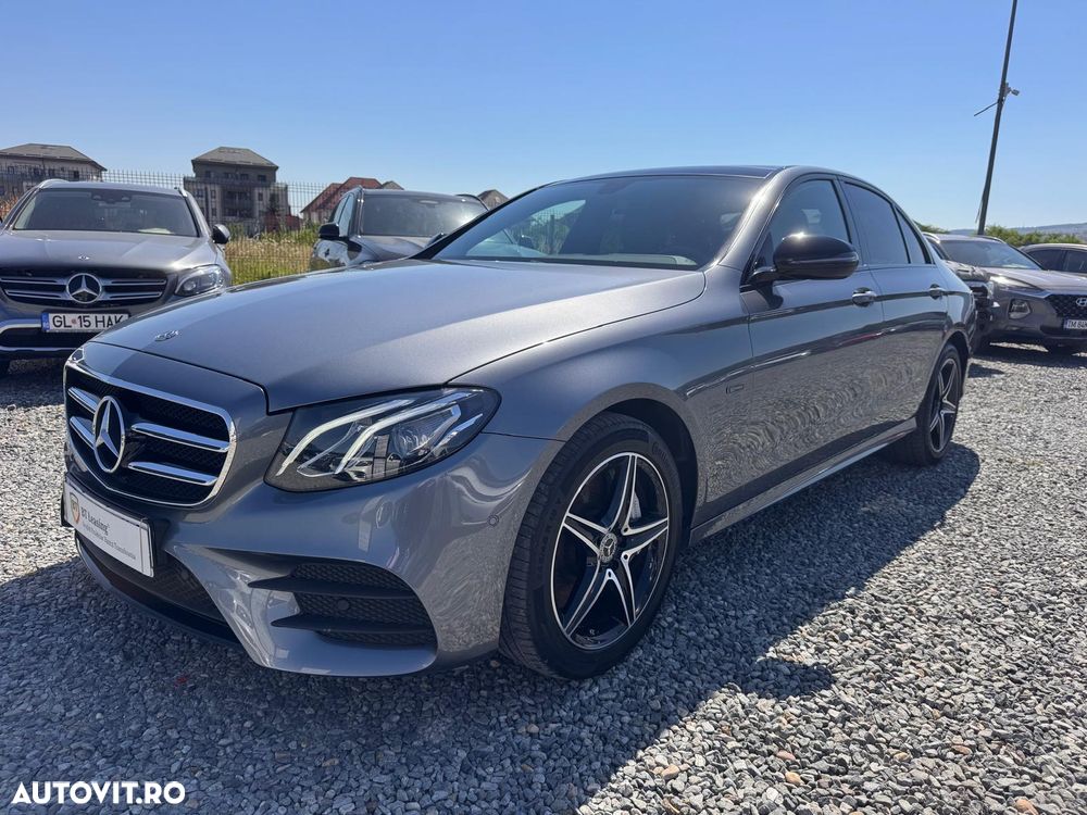 Mercedes-Benz E 300 Aut. - 1