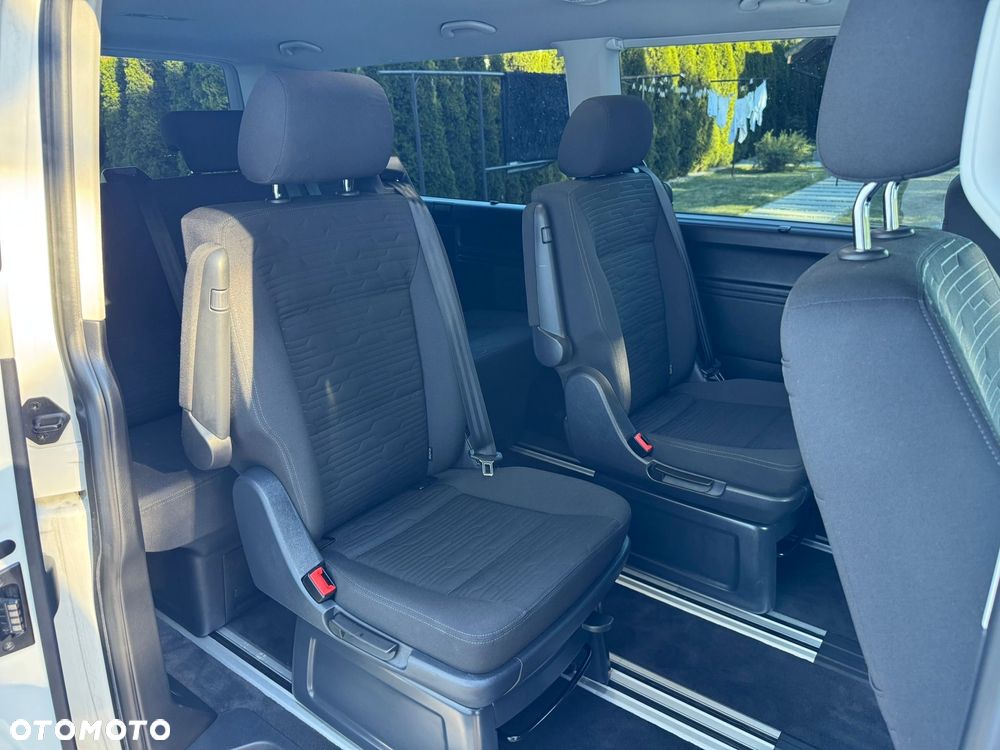 Volkswagen Multivan 2.0 TDI L2 Comfortline DSG - 12