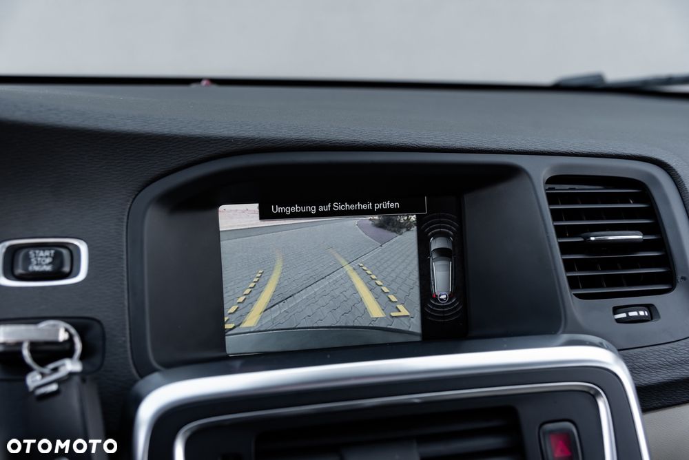 Volvo V60 T6 AWD Geartronic Summum - 34