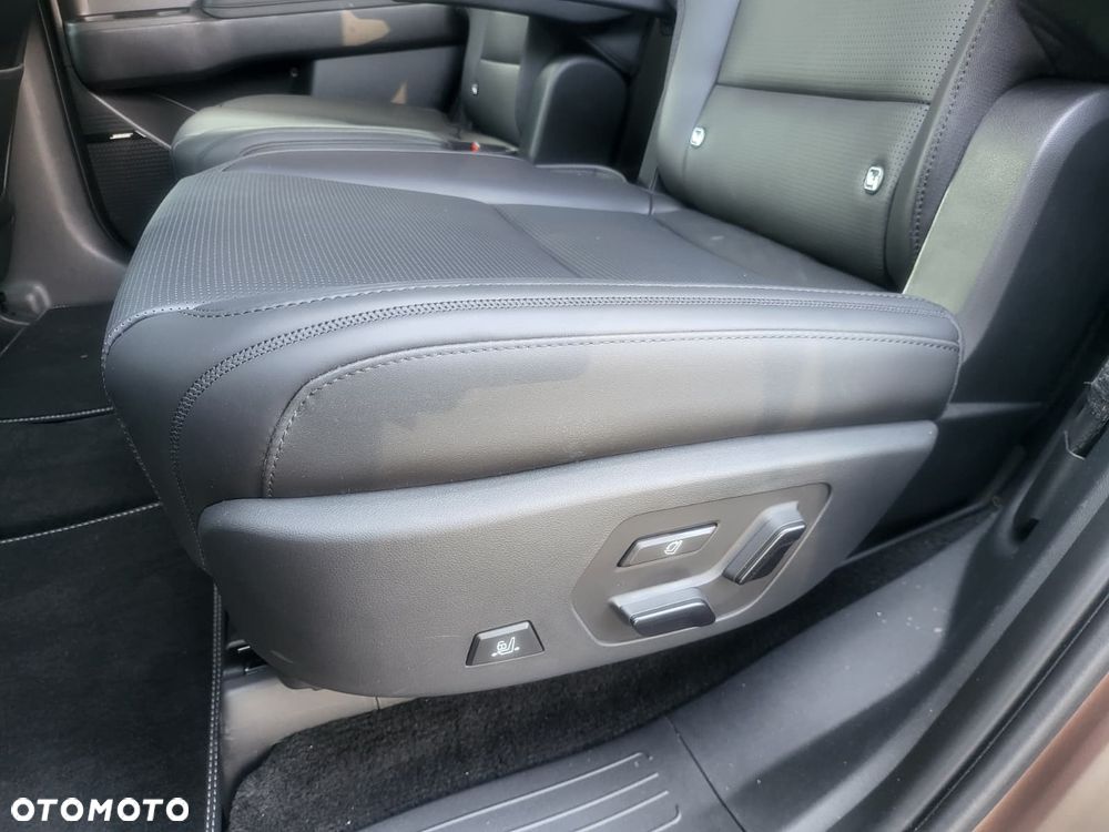 Hyundai Santa Fe 1.6 T-GDI PHEV Calligraphy 4WD 6os - 33