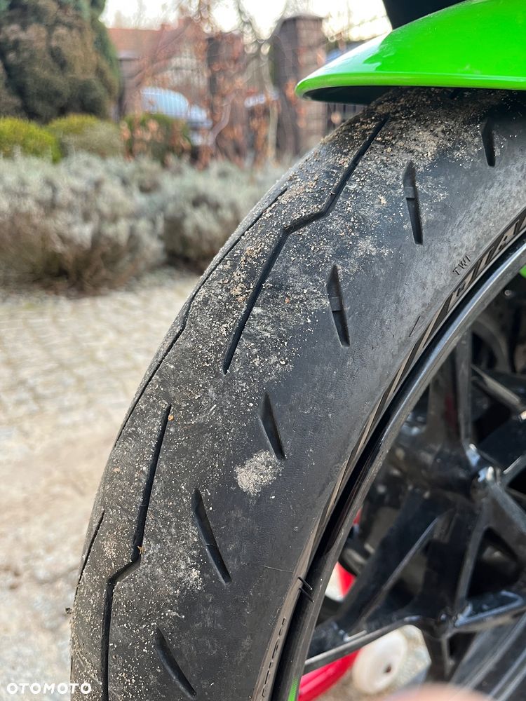 Kawasaki Ninja 400 - 13