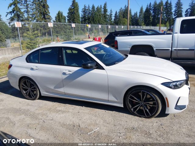 BMW Seria 3 330i xDrive M Sport - 8