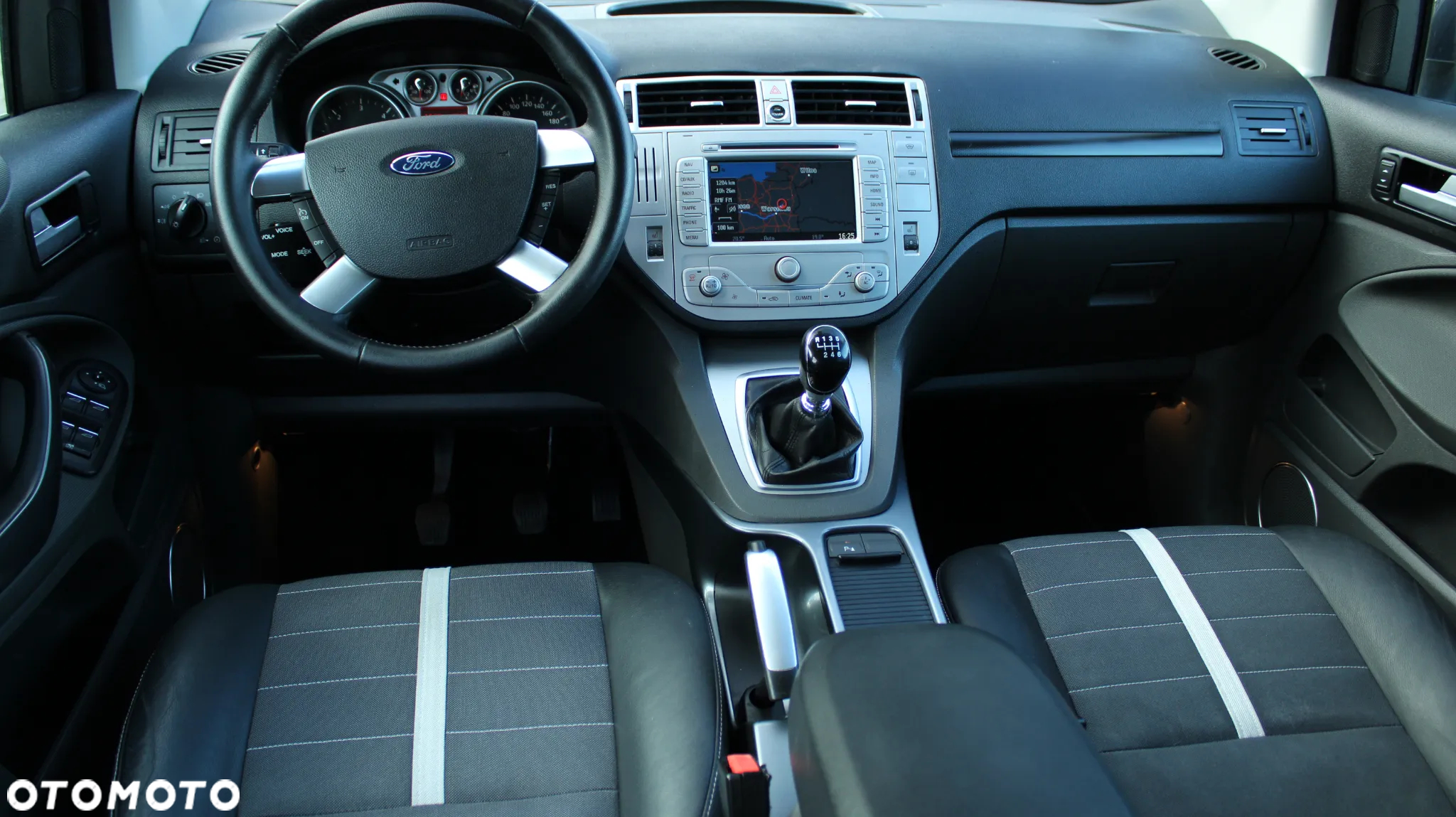 Ford Kuga 2.0 TDCi Titanium S - 7