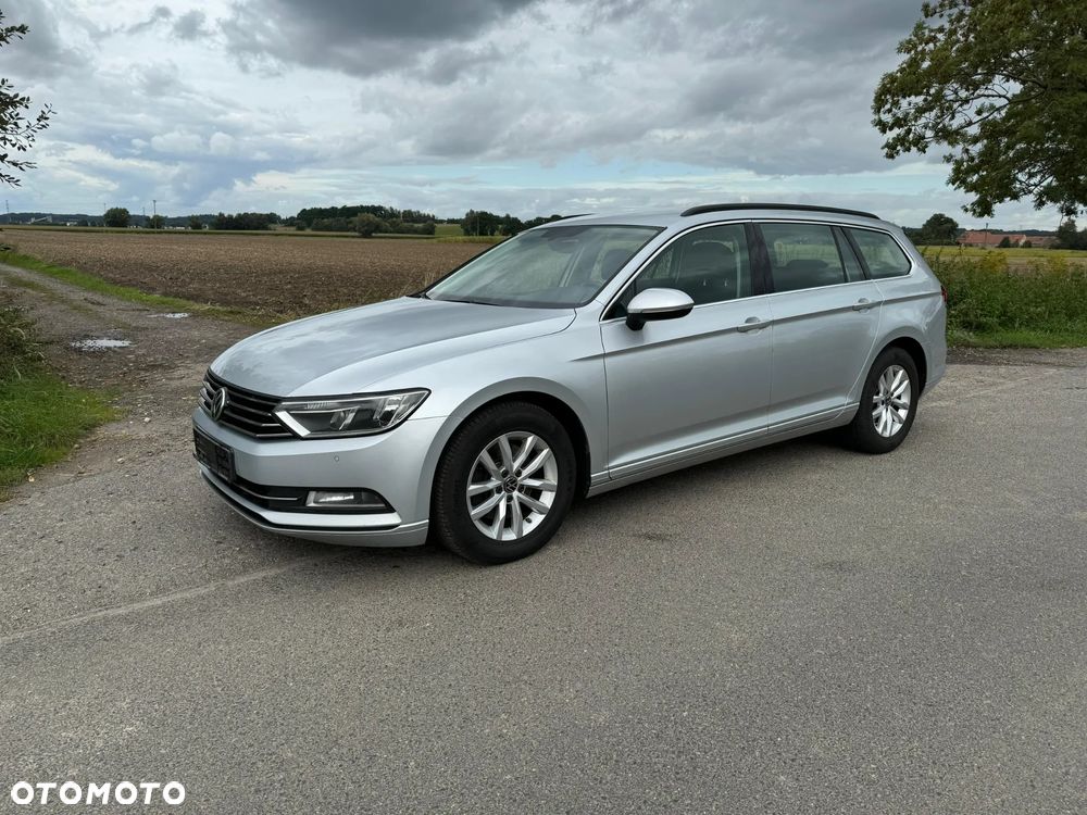 Volkswagen Passat Variant 2.0 TDI (BlueMotion Technology) Comfortline - 2