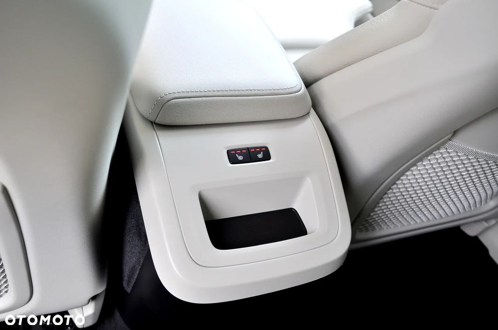 Volvo XC 60 B4 D Geartronic Inscription - 27