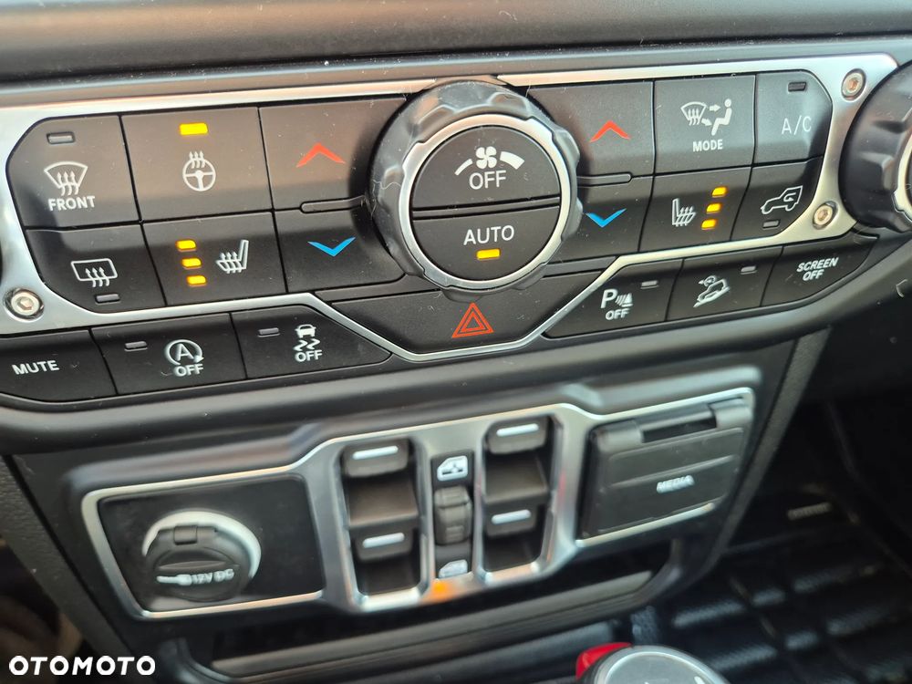 Jeep Wrangler 2.0 T-GDI Hardtop AWD Automatik Sahara - 22