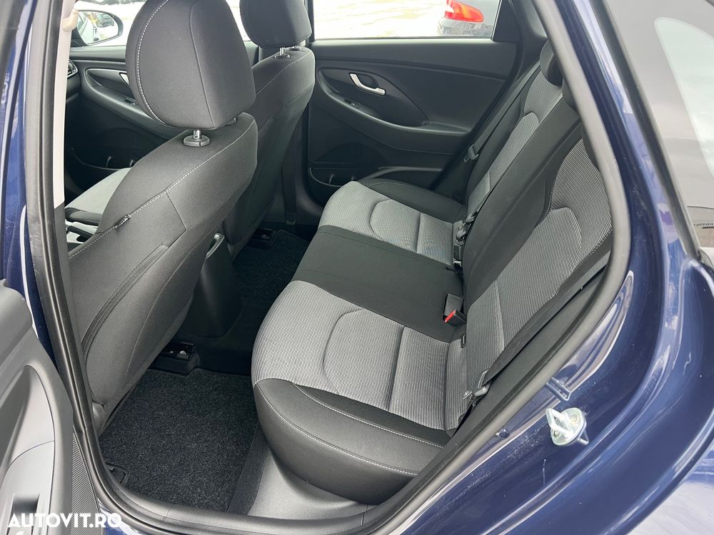 Hyundai i30 1.4 Advantage - 9