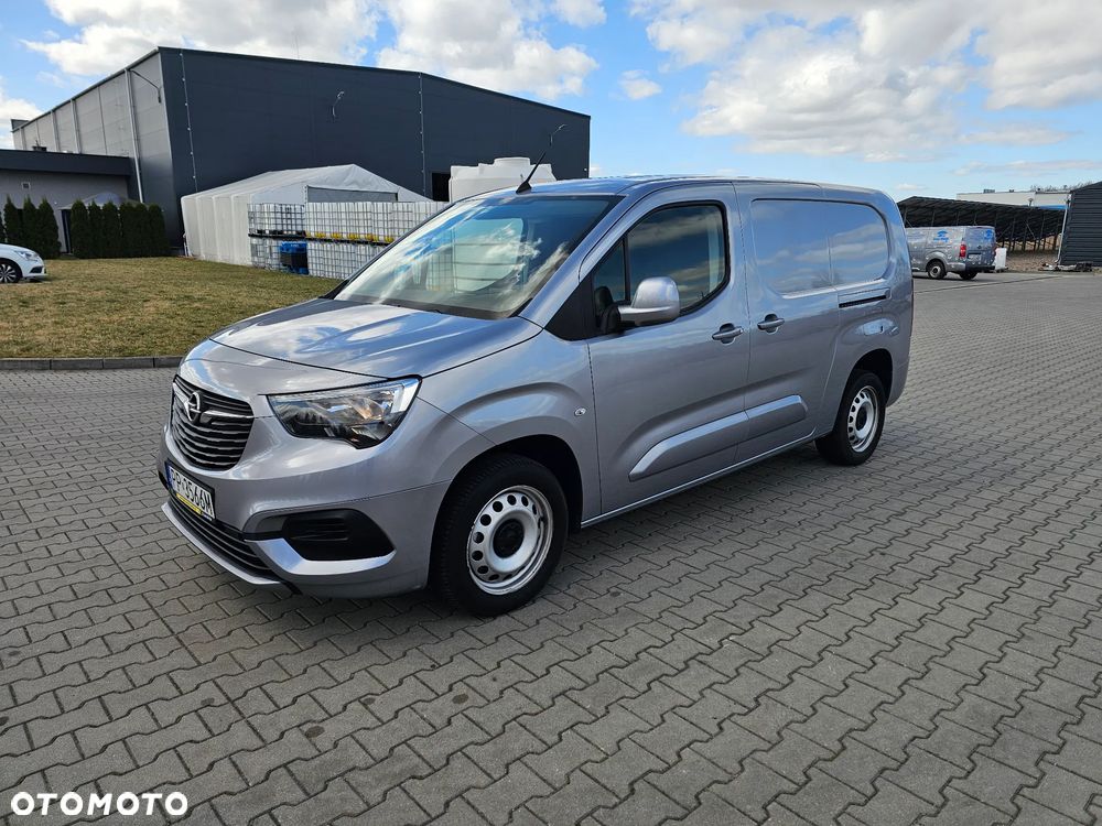 Opel COMBO - 1