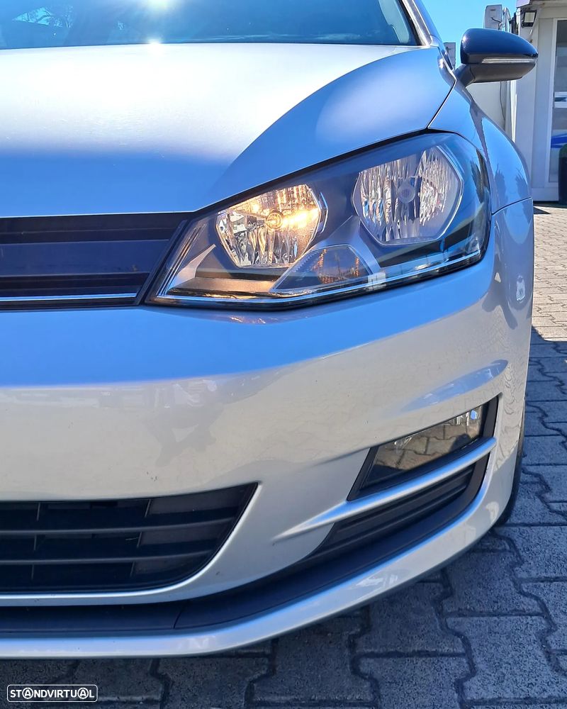 VW Golf 1.6 TDi BlueMotion Confortline - 23