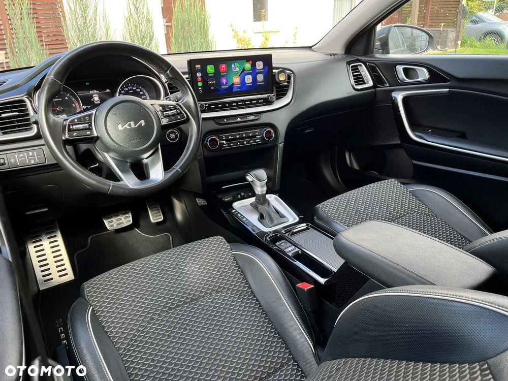 Kia XCeed 1.6 CRDi mHEV L DCT - 17