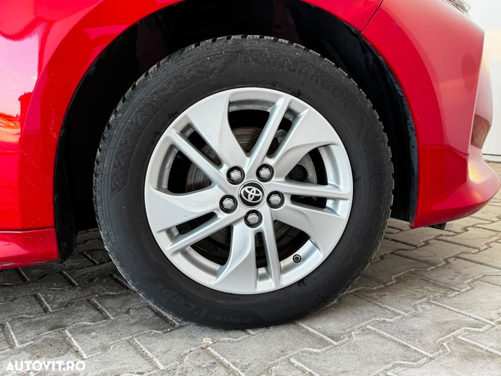 Toyota Yaris 1.5 L Dynamic - 8