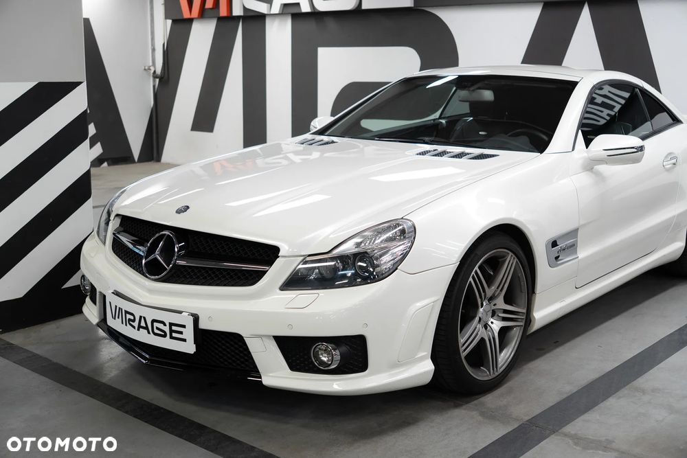 Mercedes-Benz SL 63 AMG - 11