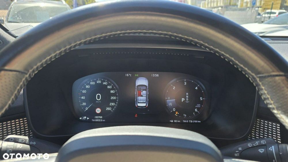 Volvo XC 40 - 11