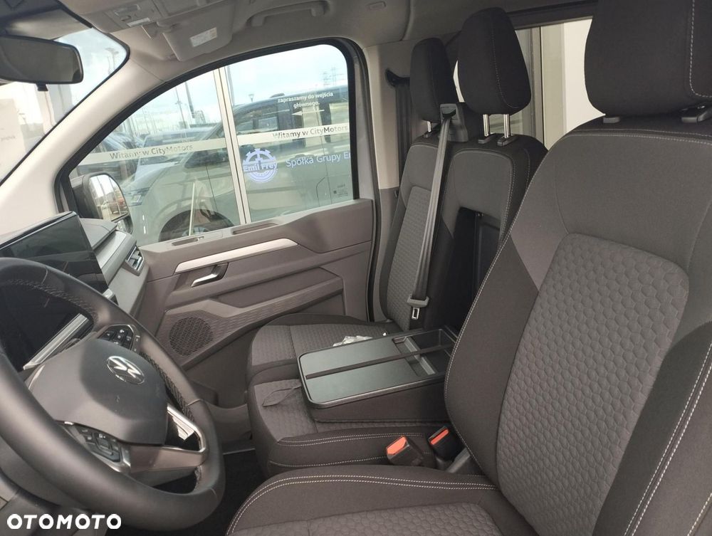 Volkswagen Caravelle - 14