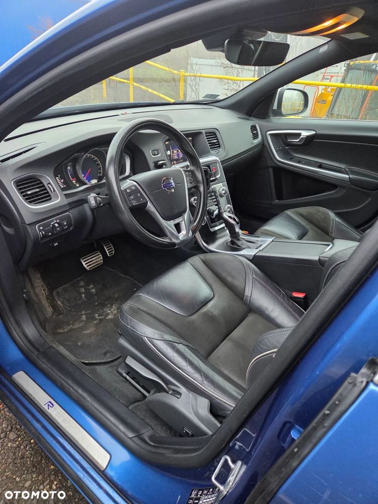 Volvo S60 D4 Drive-E R-Design Momentum - 9