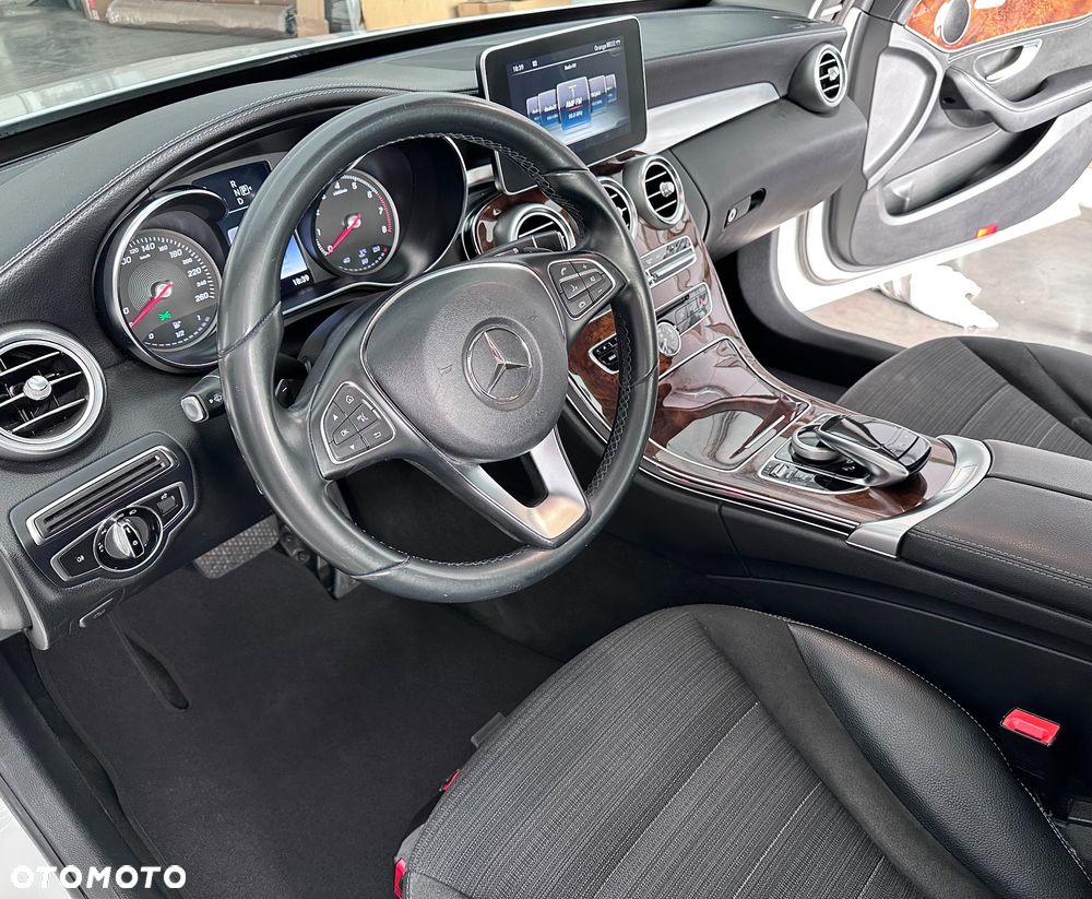 Mercedes-Benz Klasa C 200 7G-TRONIC - 10