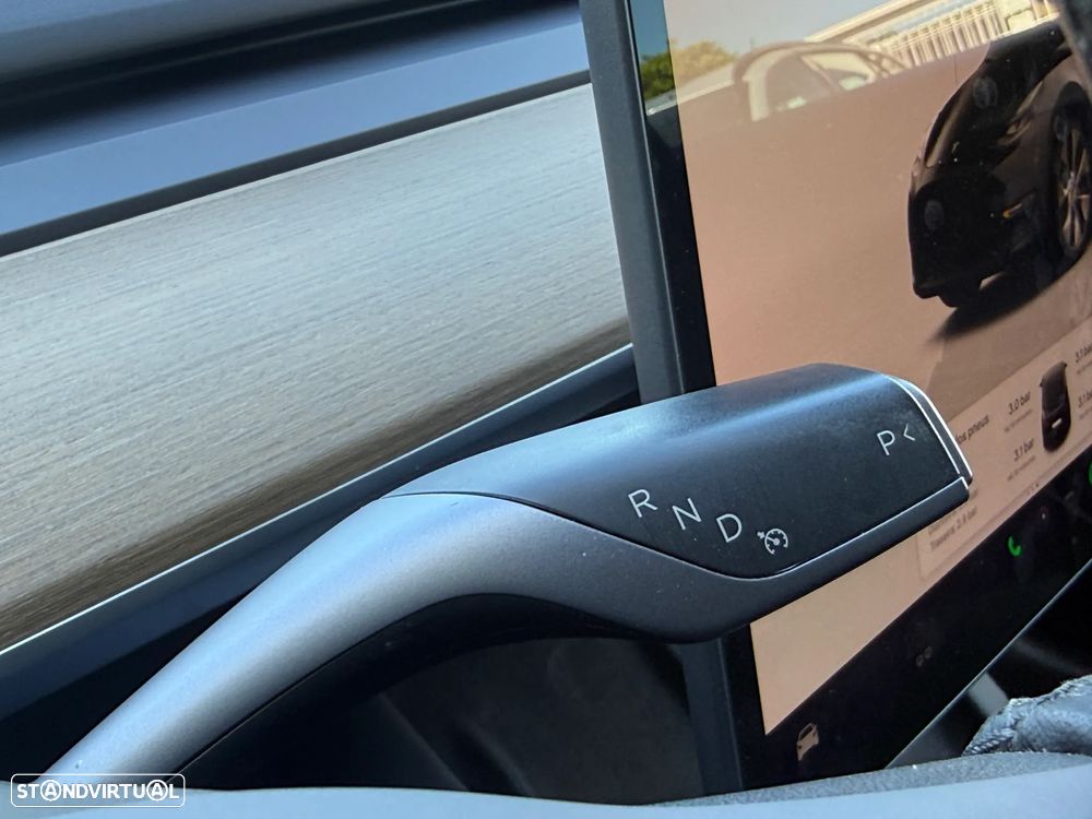 Tesla Model Y Long Range Tração Integral - 38