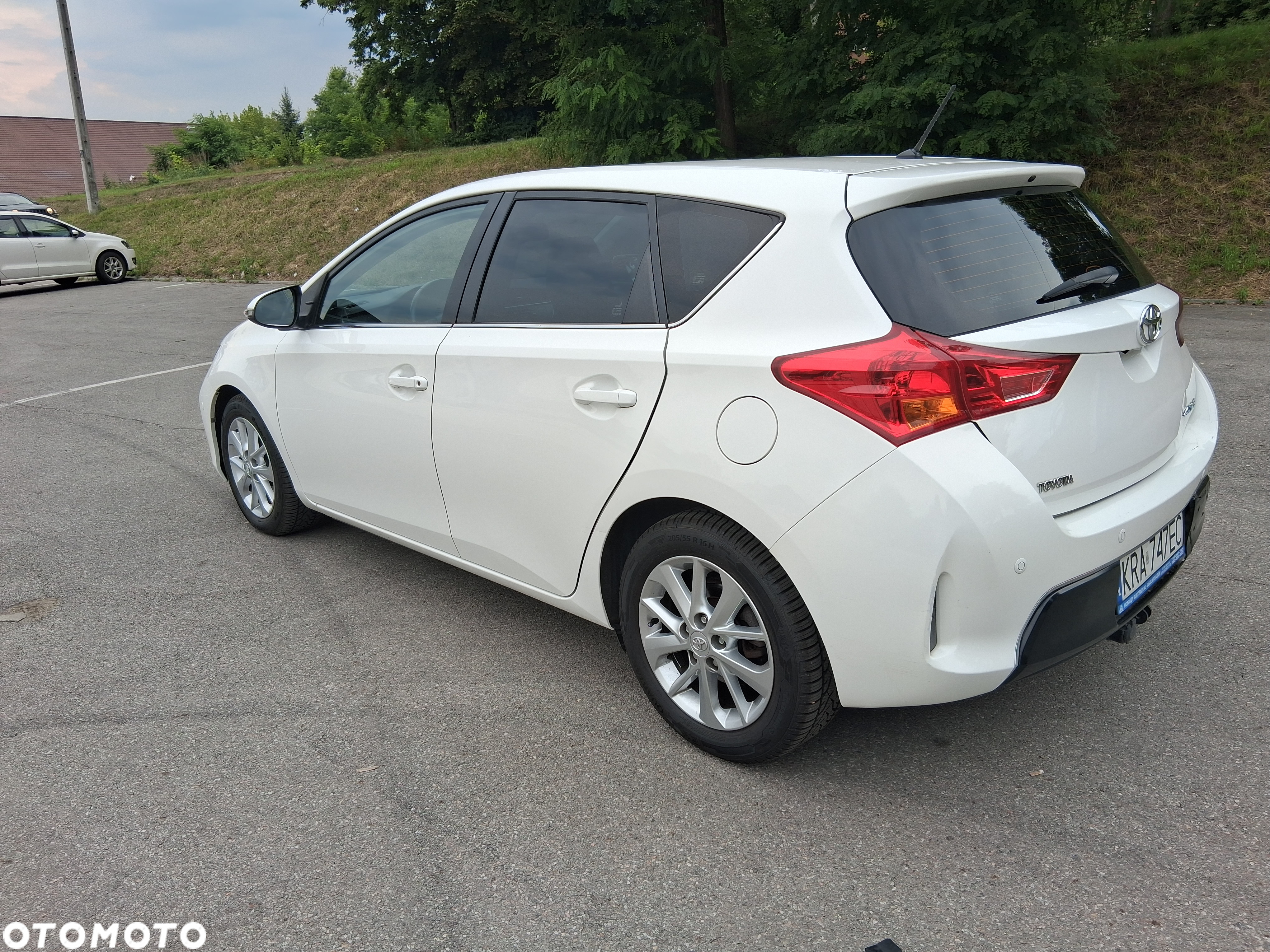 Toyota Auris 2.0 D-4D Dynamic - 8