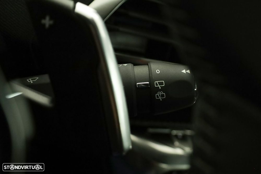 Peugeot 3008 1.6 Hybrid Allure e-EAT8 - 20