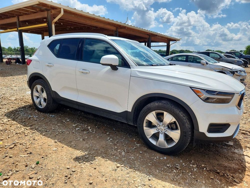 Volvo XC 40 T4 AWD Geartronic Momentum Pro - 5