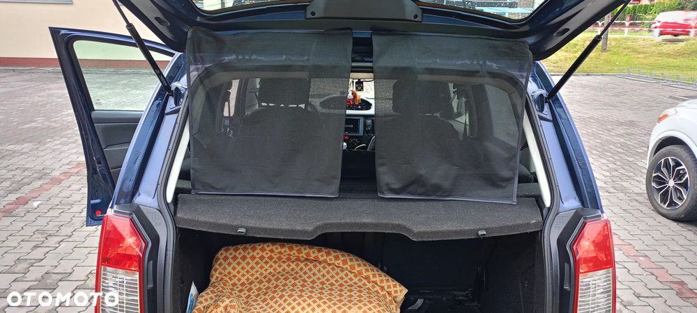 Fiat Idea 1.4 16V Active - 17