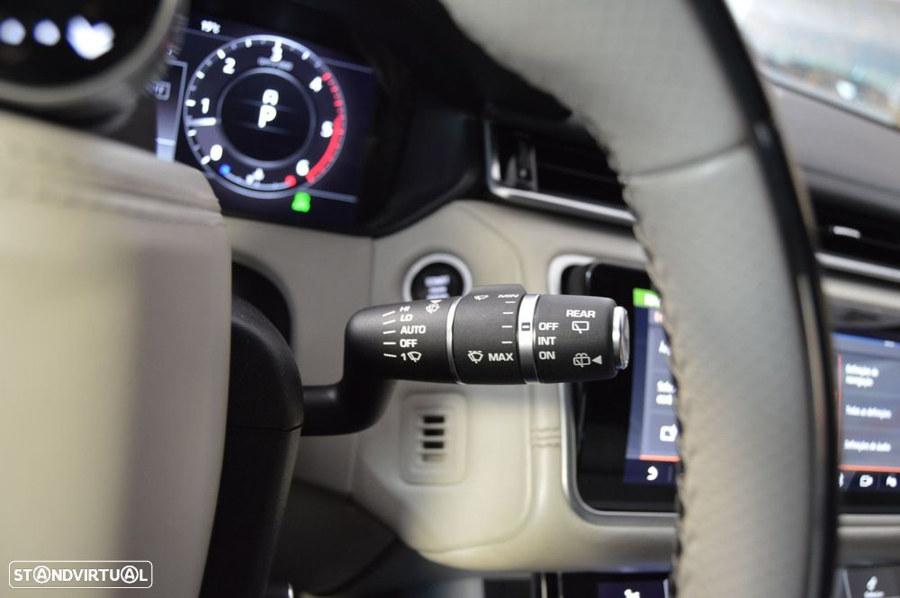 Land Rover Range Rover Velar 3.0 D R-Dynamic HSE - 44