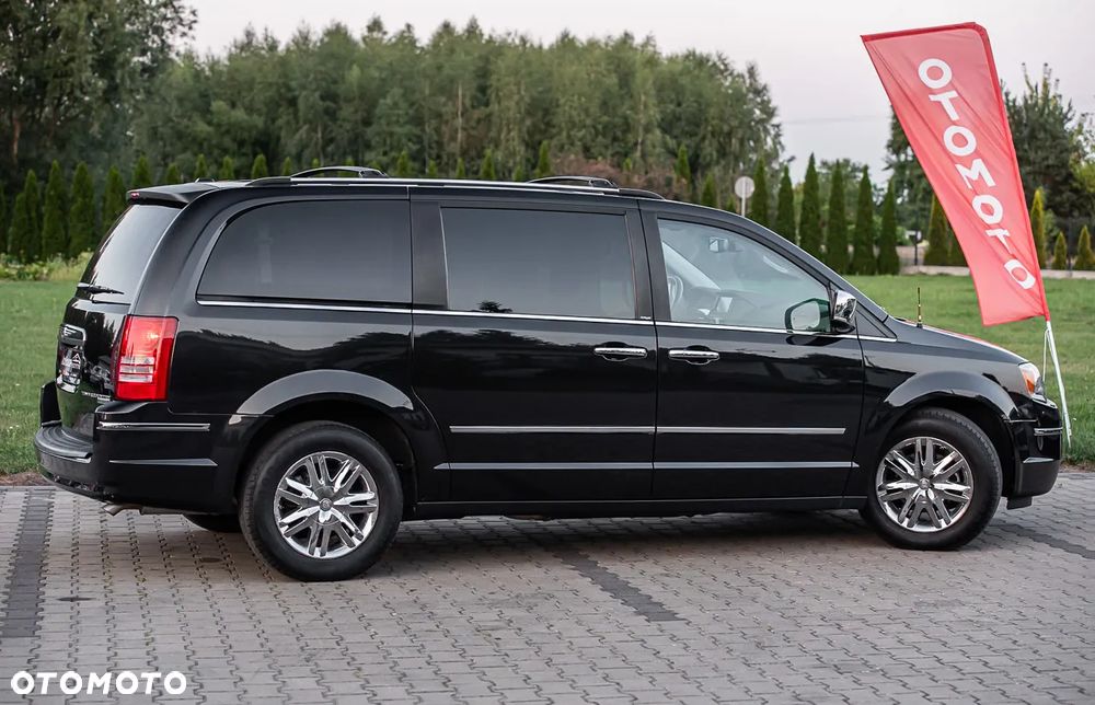 Chrysler Town & Country 4.0 Limited - 15