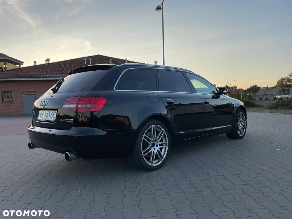 Audi A6 Avant - 11