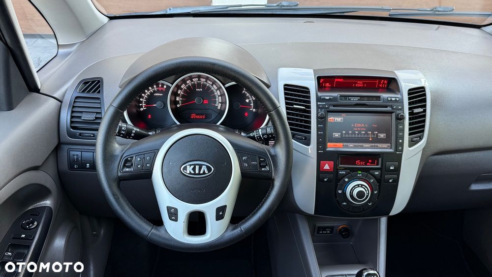 Kia Venga 1.6 CVVT Platinum Edition - 25