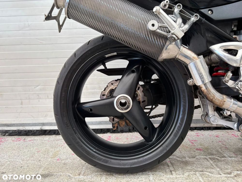 Triumph Speed Triple - 20