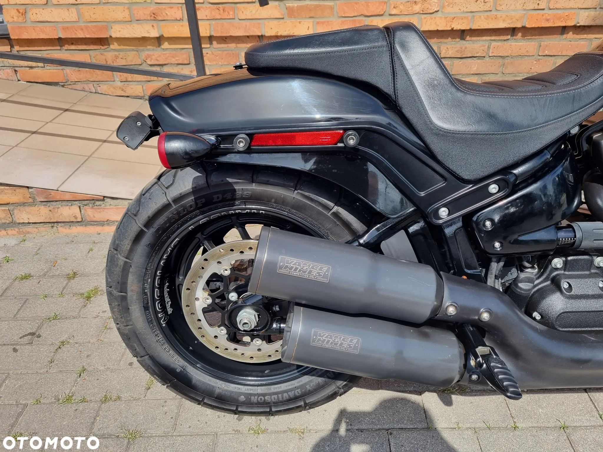 Harley-Davidson Softail Fat Bob - 19