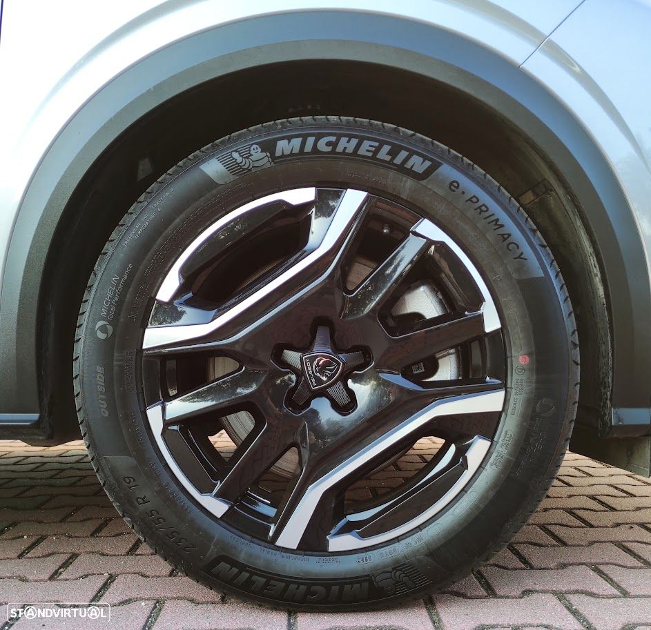 Peugeot E-3008 Allure - 43