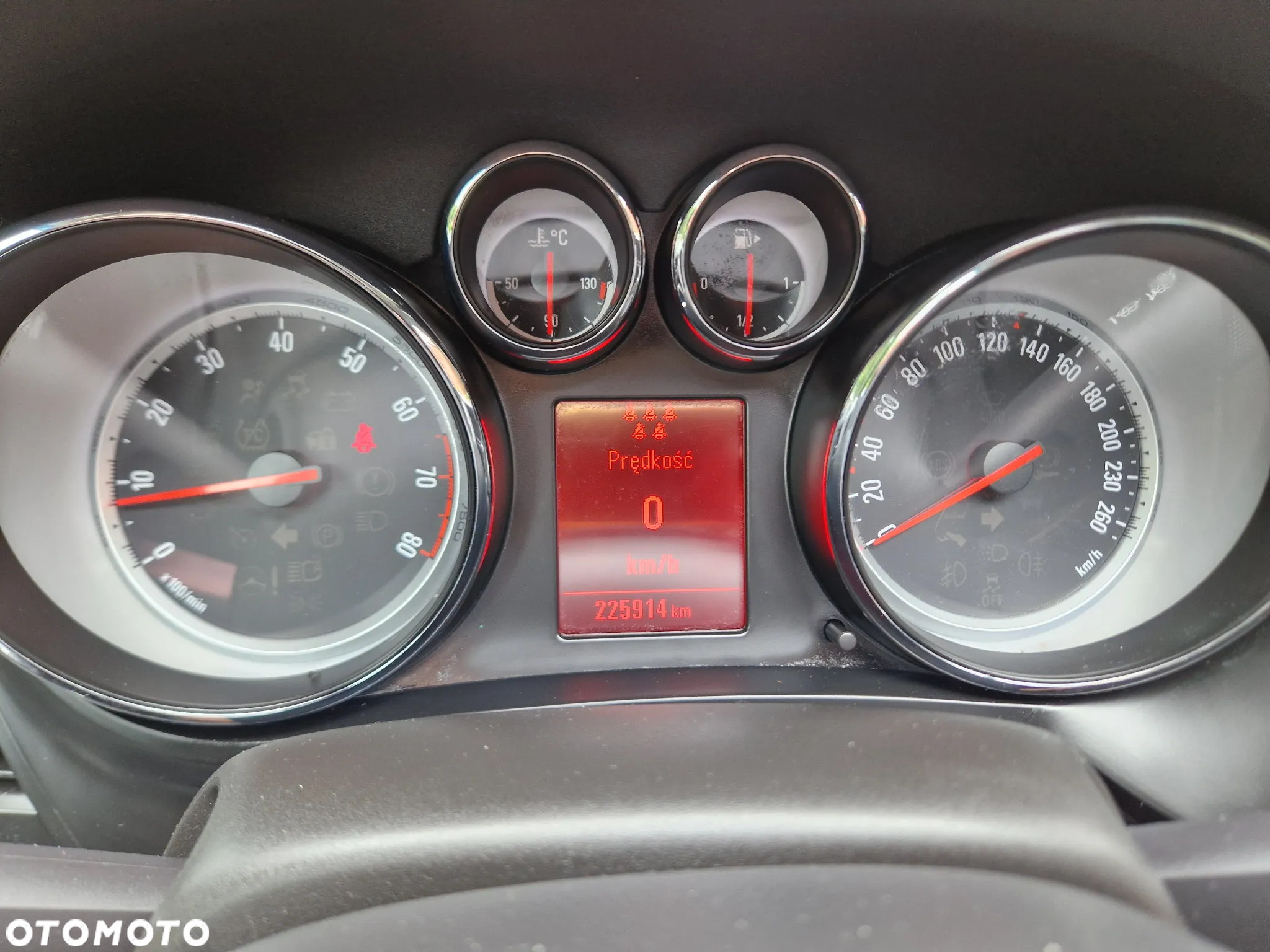 Opel Zafira 1.6 T SIDI Cosmo S&S - 26