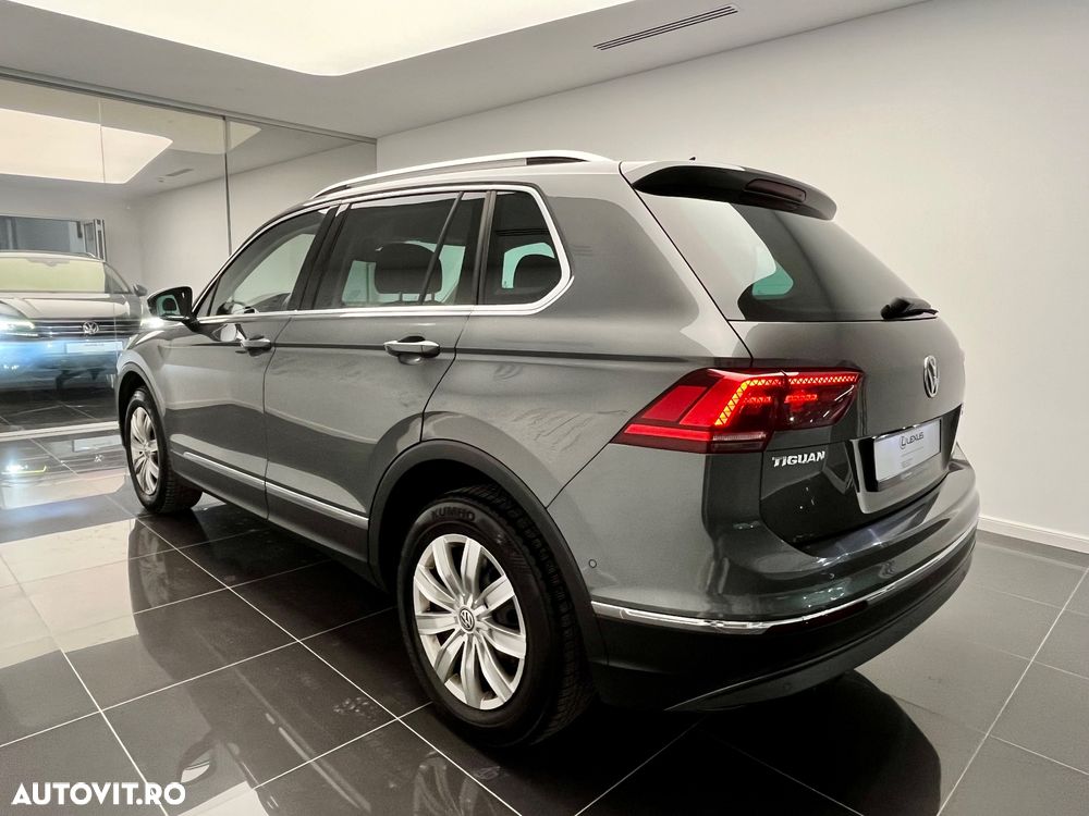 Volkswagen Tiguan - 10